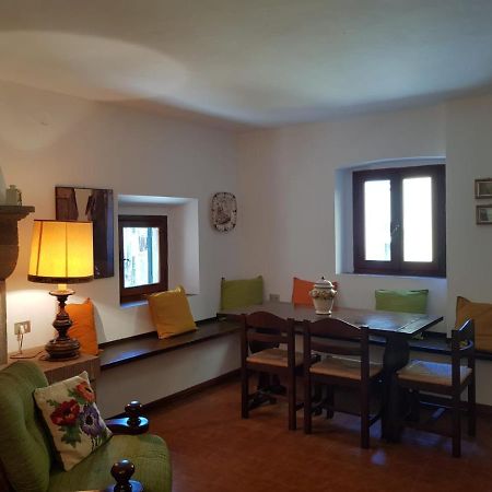 In Castello Apartment Castagneto Carducci Bagian luar foto