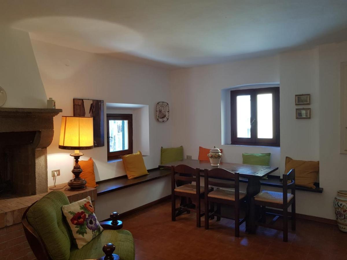 In Castello Apartment Castagneto Carducci Bagian luar foto
