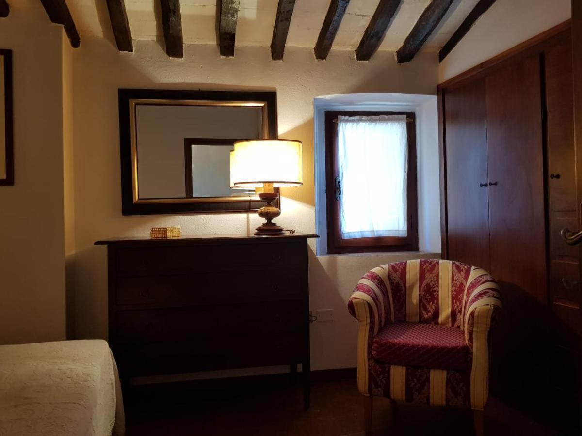 In Castello Apartment Castagneto Carducci Bagian luar foto
